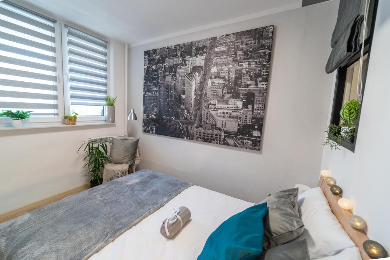 Metro Lux Home Apartment Warsawa Bagian luar foto