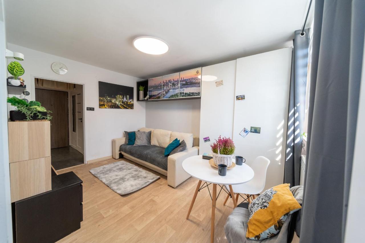 Metro Lux Home Apartment Warsawa Bagian luar foto