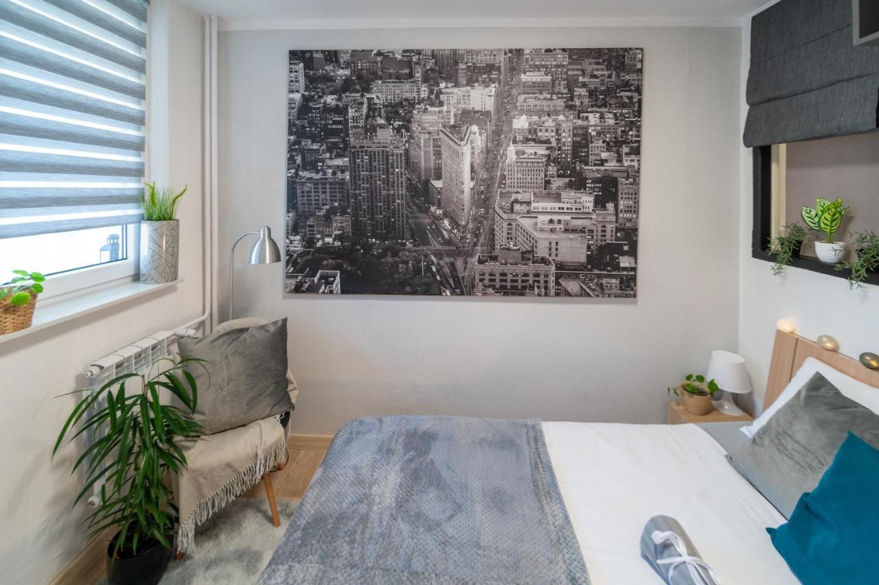 Metro Lux Home Apartment Warsawa Bagian luar foto