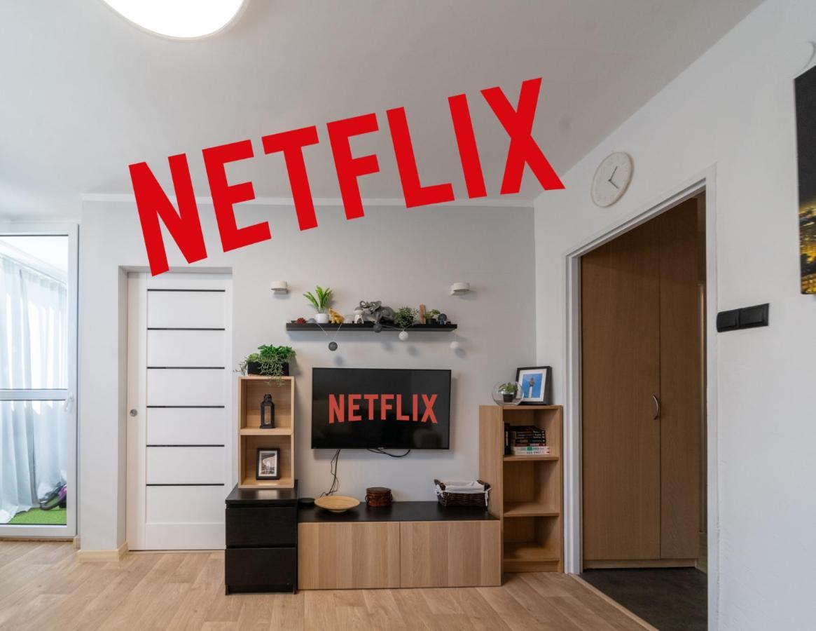Metro Lux Home Apartment Warsawa Bagian luar foto