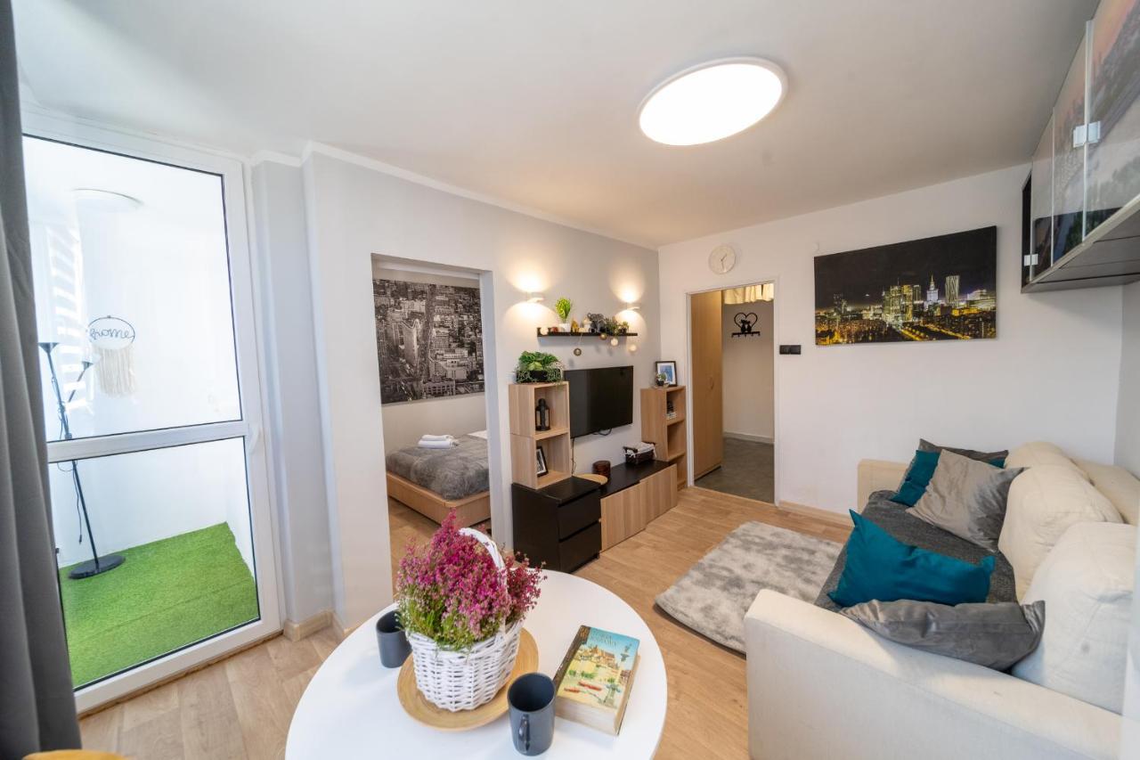 Metro Lux Home Apartment Warsawa Bagian luar foto