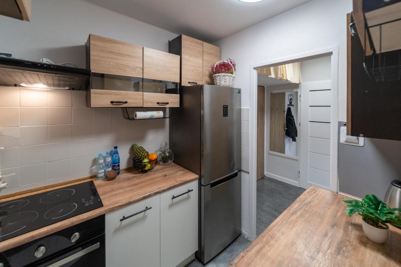 Metro Lux Home Apartment Warsawa Bagian luar foto
